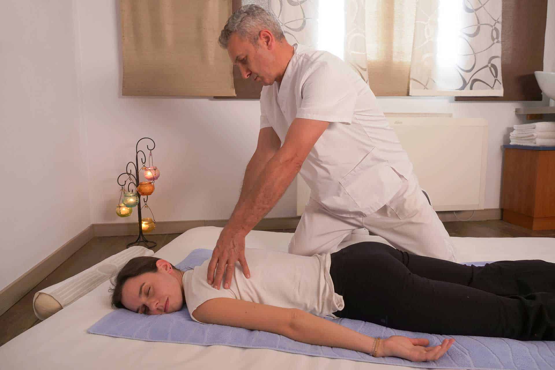 Trattamenti-Massaggi-Orientali-Moxa-Spa-Belsoggiorno-Abano-Terme